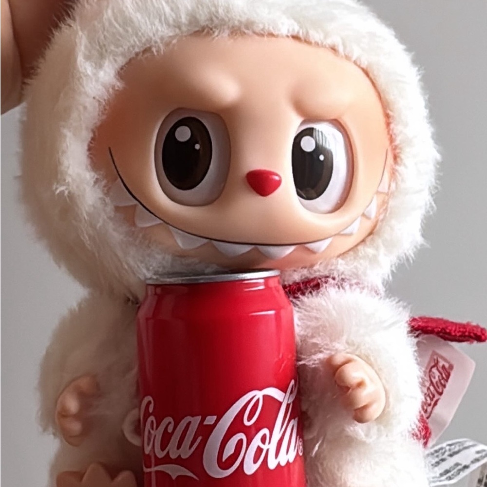 Coca Cola Edition Labubu